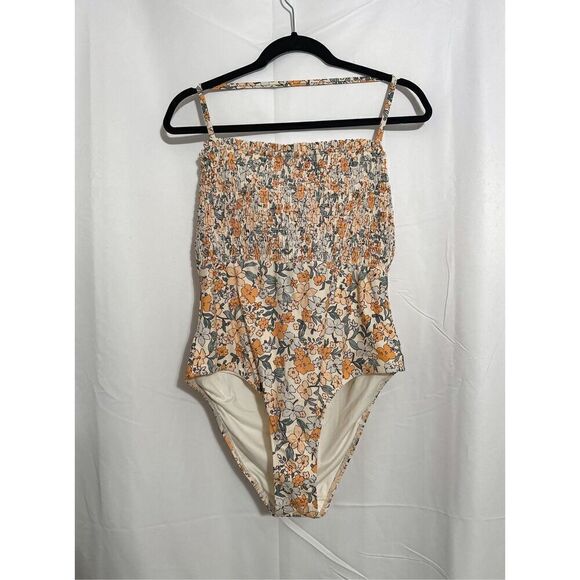 Cupshe NWT One piece floral suit - Picture 1 of 9